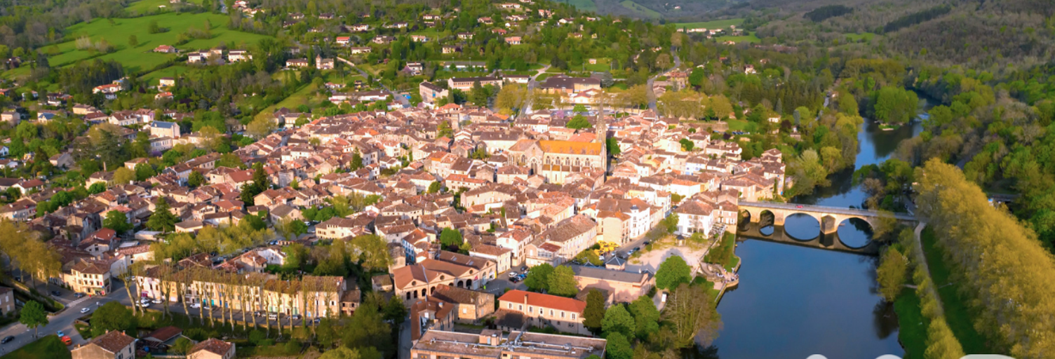 Immeuble  270 m² à vendre à Saint-Antonin-Noble-Val (82140)