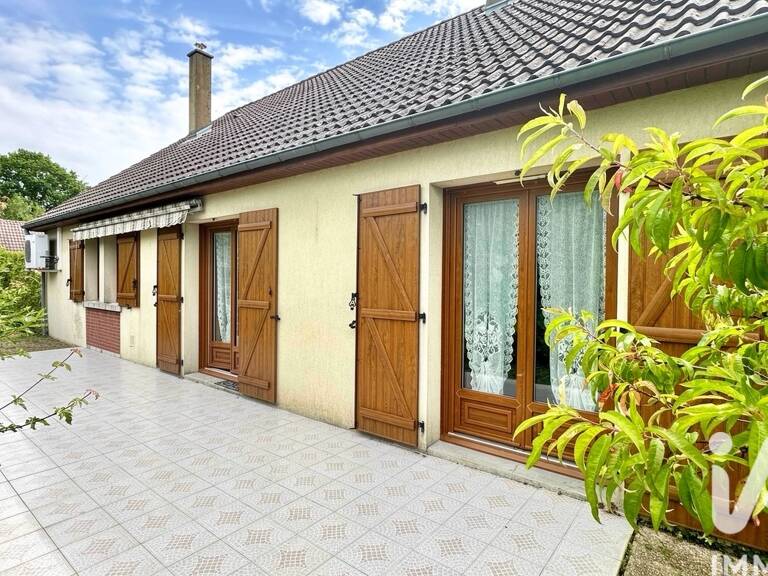Vente Maison de campagne 4 pièces — photo 1