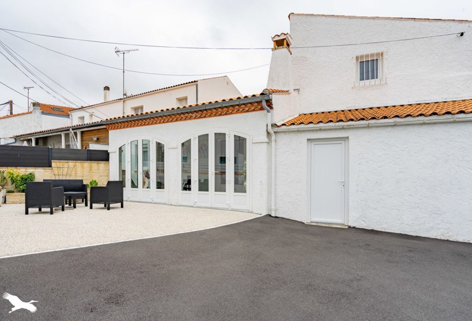 Vente maison 5 pièces 143 m² Saint-Georges-de-Didonne (17110) — photo 1