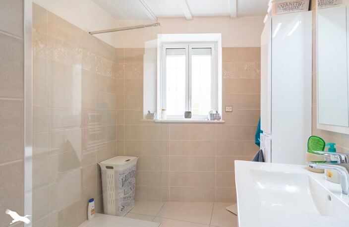 Vente maison 5 pièces 143 m² Saint-Georges-de-Didonne (17110) — photo 5
