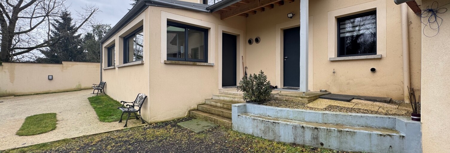 Maison 12 Pièces 275 m² à vendre à La Trétoire (77510)