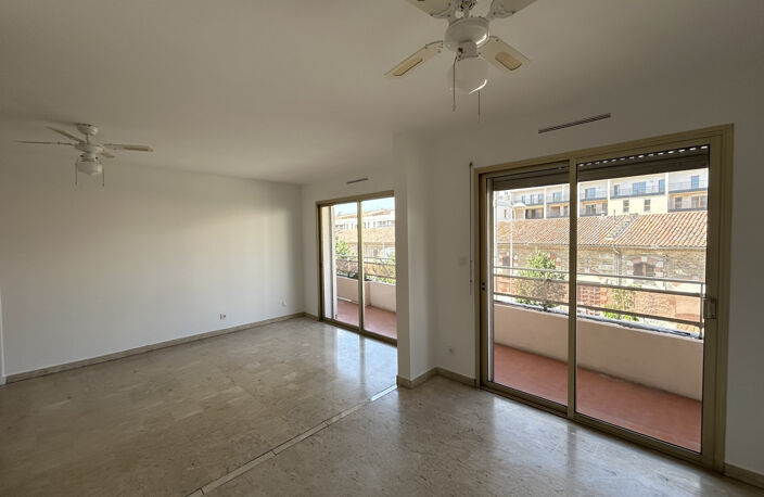 LE MOURILLON T3 + TERRASSE, COPROPRIETE DE STANDING — photo 4