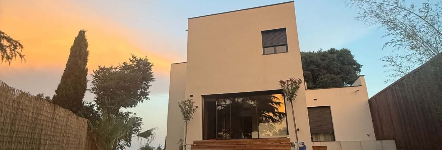 Maison 5 Pièces 199 m² à vendre à Tavel (30126)