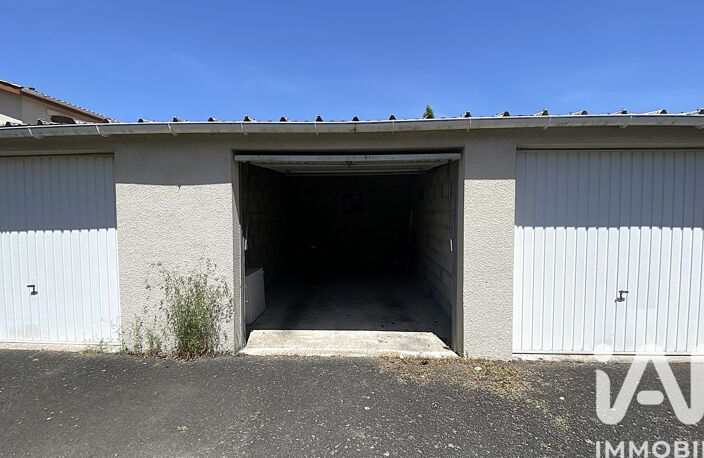 Vente Garage 15 m&sup2; — photo 2