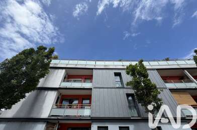 Appartement 3 pièces 295400 €