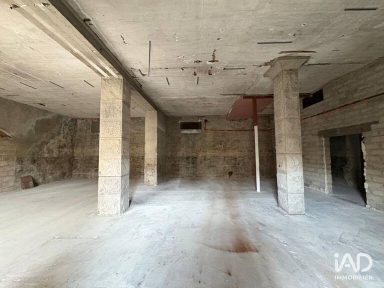 Location Local d'activités 103 m&sup2; — photo 1