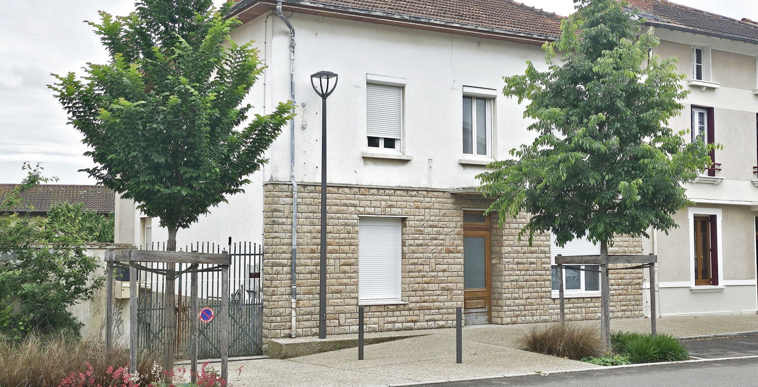 Immeuble de rendement à EPINOUZE — photo 1