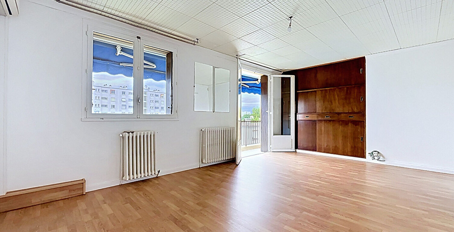 T3 Traversant avec Terrasse, Loggia et Cave - MONTPELLIER - MAS DREVON — photo 1