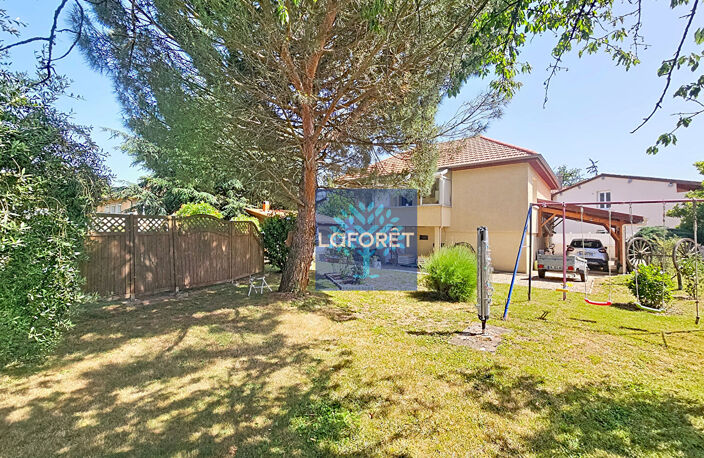 Maison 95m² avec piscine et jardin arboré - Brignais — photo 2
