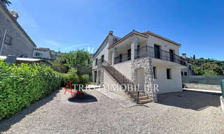 Maison 6 Pièces 170 m² à vendre à Cagnes-sur-Mer (06800)