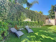 En plein coeur de Cagnes-sur-Mer, au calme, cette villa de styl — photo 3