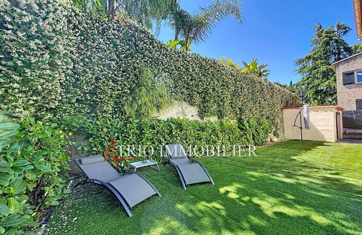 En plein coeur de Cagnes-sur-Mer, au calme, cette villa de styl — photo 3