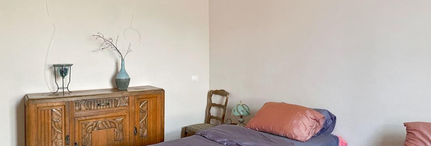 Appartement 2 Pièces 51 m² à louer à Cruis (04230)