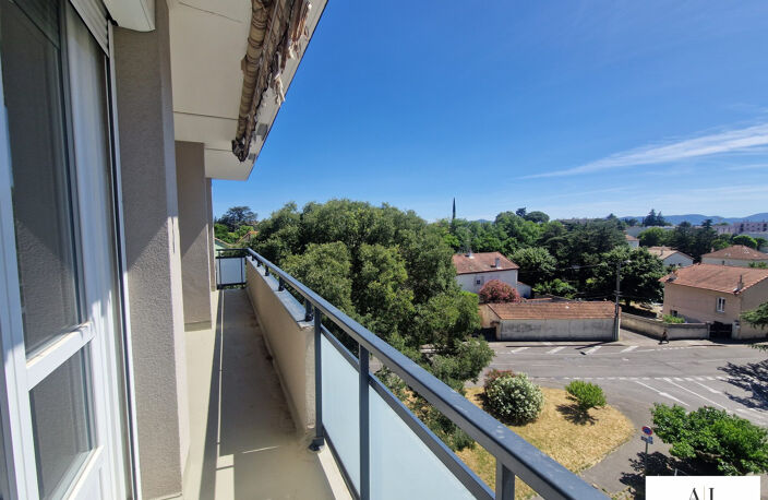 Appartement F5 avec balcon et vue degagée + cave — photo 3