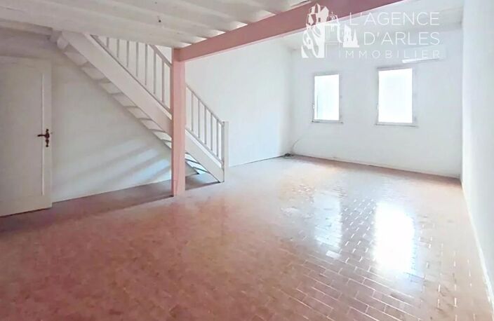 Arles, centre historique - Appartement T3 - 66 m² avec terrasse — photo 2