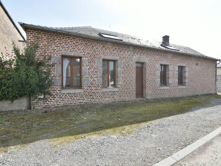 Maison à rénover entièrement avec beau potentiel – Le Sart — photo 1