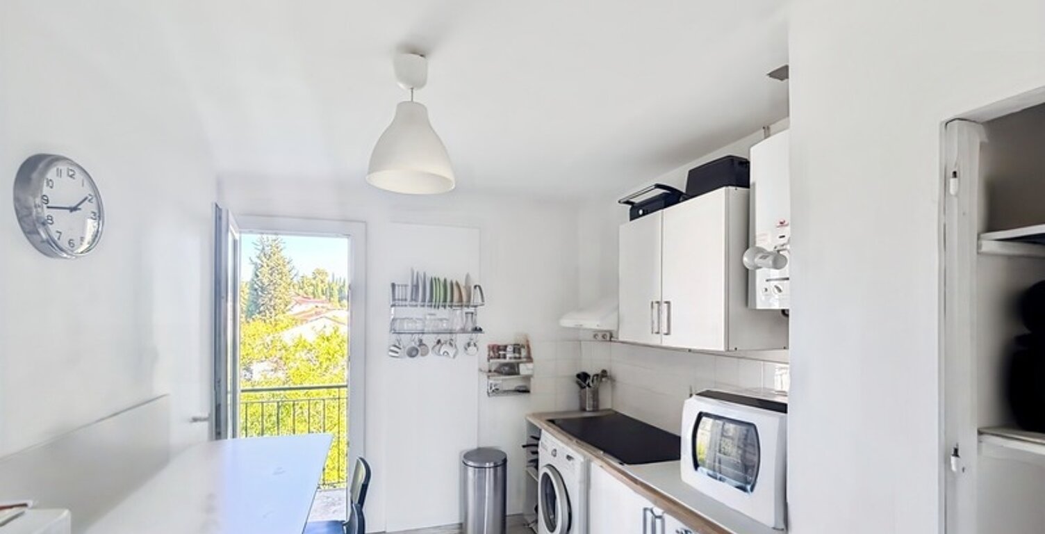 APPARTEMENT MEUBLÉ TRAVERSANT 67M2 BALCON CAVE GARAGE - AIGUELONGUE — photo 1