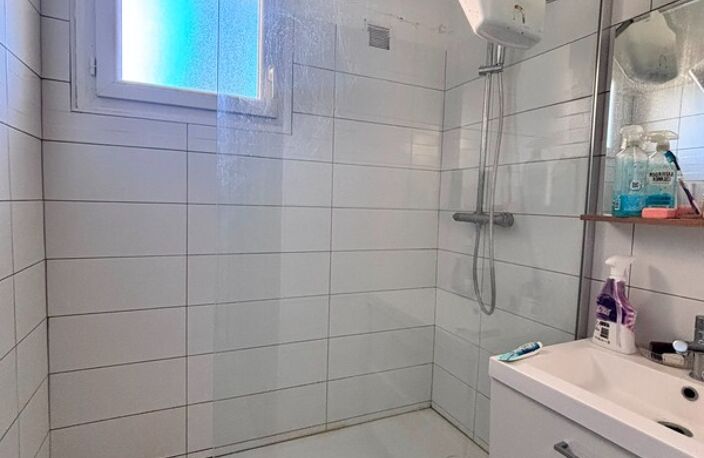 APPARTEMENT MEUBLÉ TRAVERSANT 67M2 BALCON CAVE GARAGE - AIGUELONGUE — photo 4