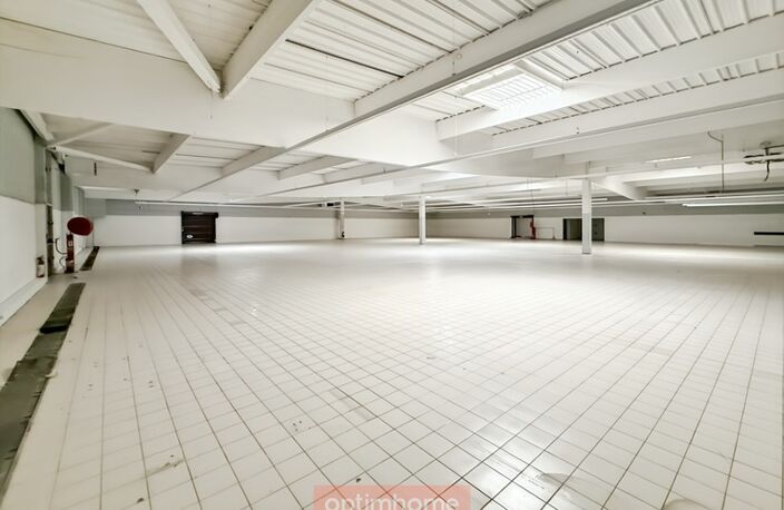 LOCAL COMMERCIAL / RETAIL PARK À LOUER – 1 707 M² EN ZONE COMMERCIALE — photo 5