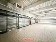 LOCAL COMMERCIAL / RETAIL PARK DE 1 707 M² – EMPLACEMENT EN ZONE COMMERCIALE — photo 4