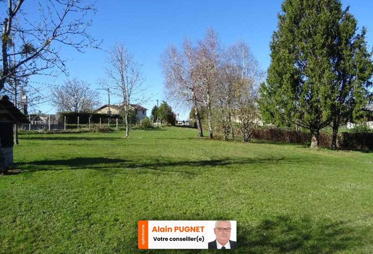 A LIMOGES BELLEGARDE BEAU TERRAIN PLAT AVEC CU DE 1586 M² — photo 1