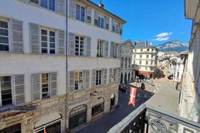 Appartement 7 pièces 380000 €