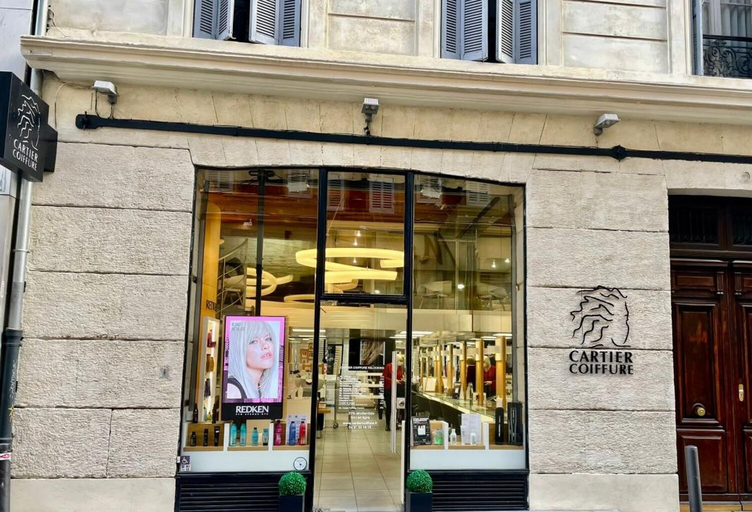 A VENDRE - MARSEILLE 6ᵉ – FONDS DE COMMERCE – EMPLACEMENT PREMIUM — photo 1