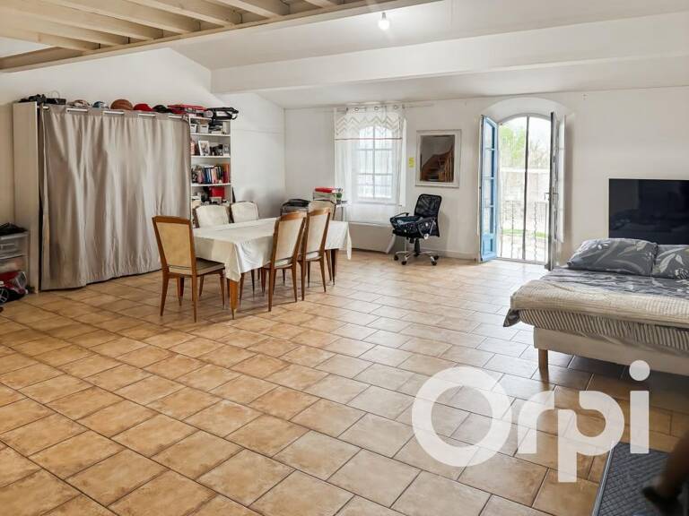 Appartement À Vendre — photo 1
