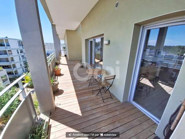 Appartement À Vendre — photo du bien