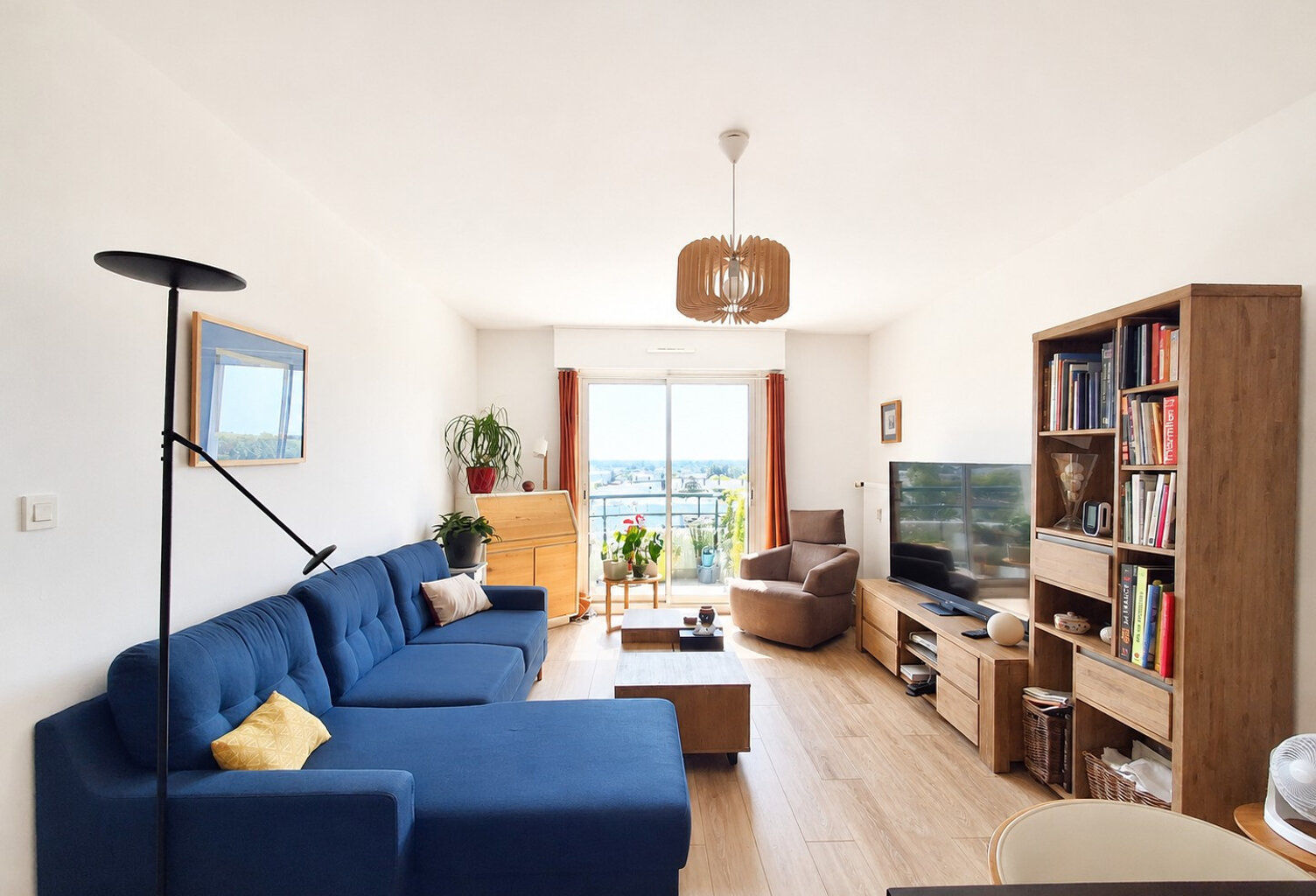 Appartement lumineux 2 chambres- 2 balcons- potentiel invest — photo 1