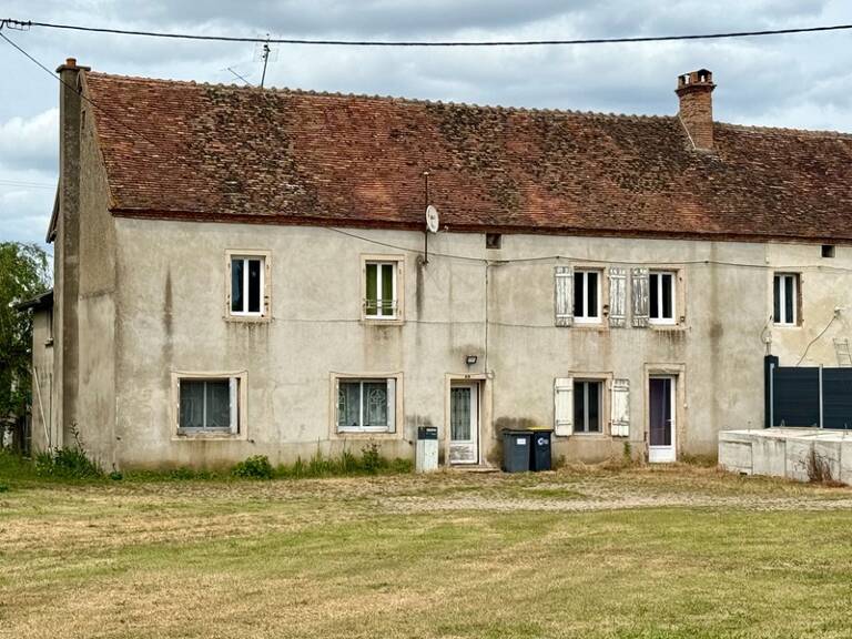 Exclusivité - Maison à vendre 6 pièces COULANGES (03) — photo 1