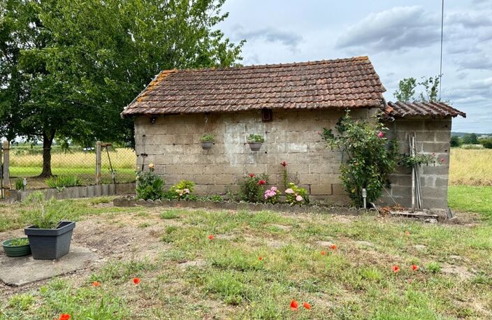 Exclusivité - Maison à vendre 6 pièces COULANGES (03) — photo 4