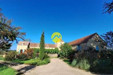 Maison 13 pièces 495470 €