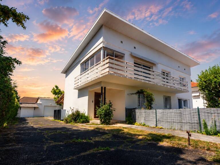 Appartement à vendre 3 pièces LESCAR (64) Jardin privatif de 268m2 Parking et garage — photo 1