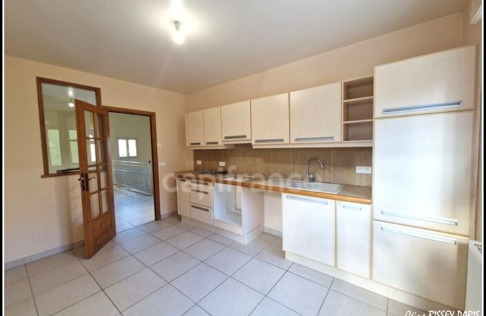 Pavillon Moderne à vendre 5 pièces, 4 chambres, 2 salle d'eau, 1 salle de bain, Sous-Sol 4 voitures, Terrain 3920 M2 AUXERRE (89) — photo 5