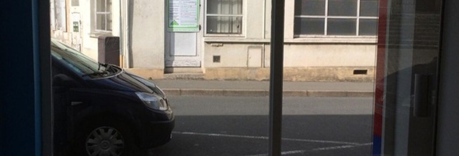 Commerce 1 Pièce 17 m² à louer à Châteaudun (28200)