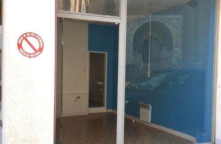 LOCAL COMMERCIAL À LOUER – CHÂTEAUDUN CENTRE — photo 5