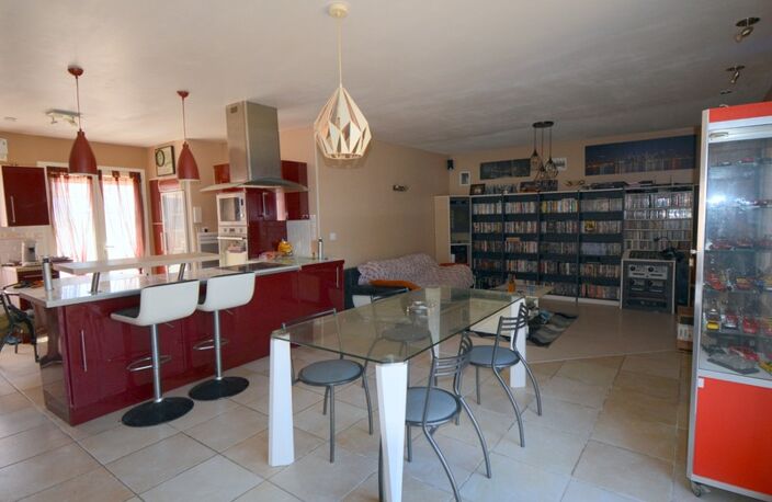 Maison à vendre 5 pièces 108m2 SAINT PIERRE D'OLERON (17) 296 520 € — photo 4