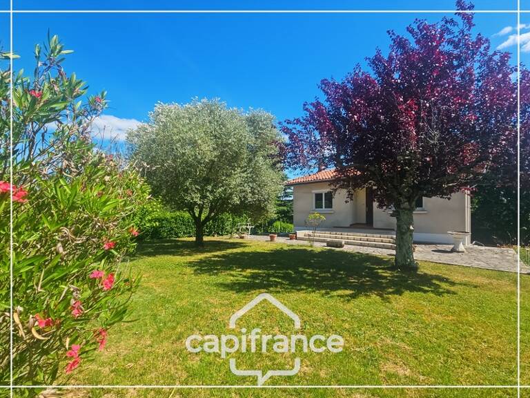 Maison avec sous-sol, 3 chambres, jardin, garage, accès de plain pied depuis la terrasse — photo 1