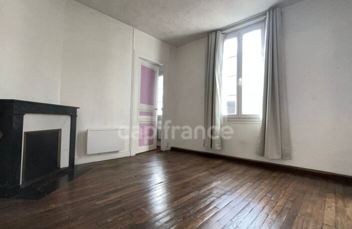 Maison de ville de caractère au coeur de CHÂTEAU RENARD (45) - 4 pièces - idéal primo accédant ou investisseur ou activité professionnelle — photo 5