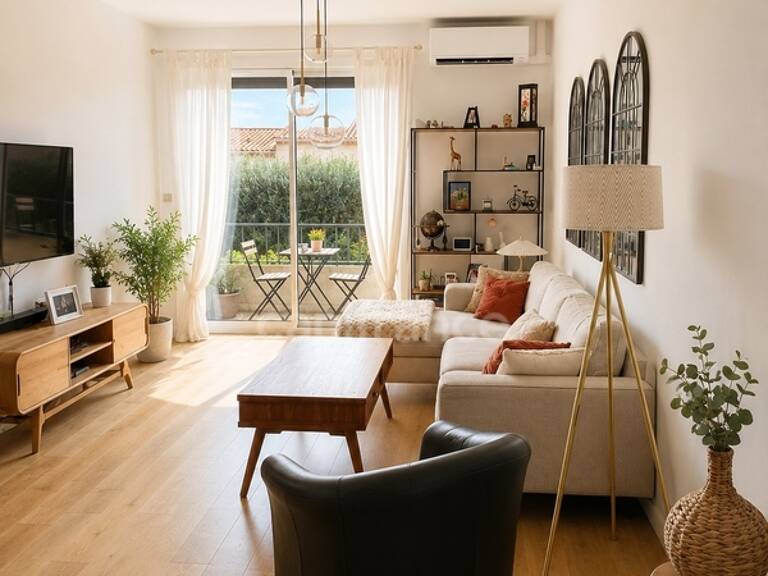 Appartement à vendre 3 pièces LA CIOTAT (13) — photo 1
