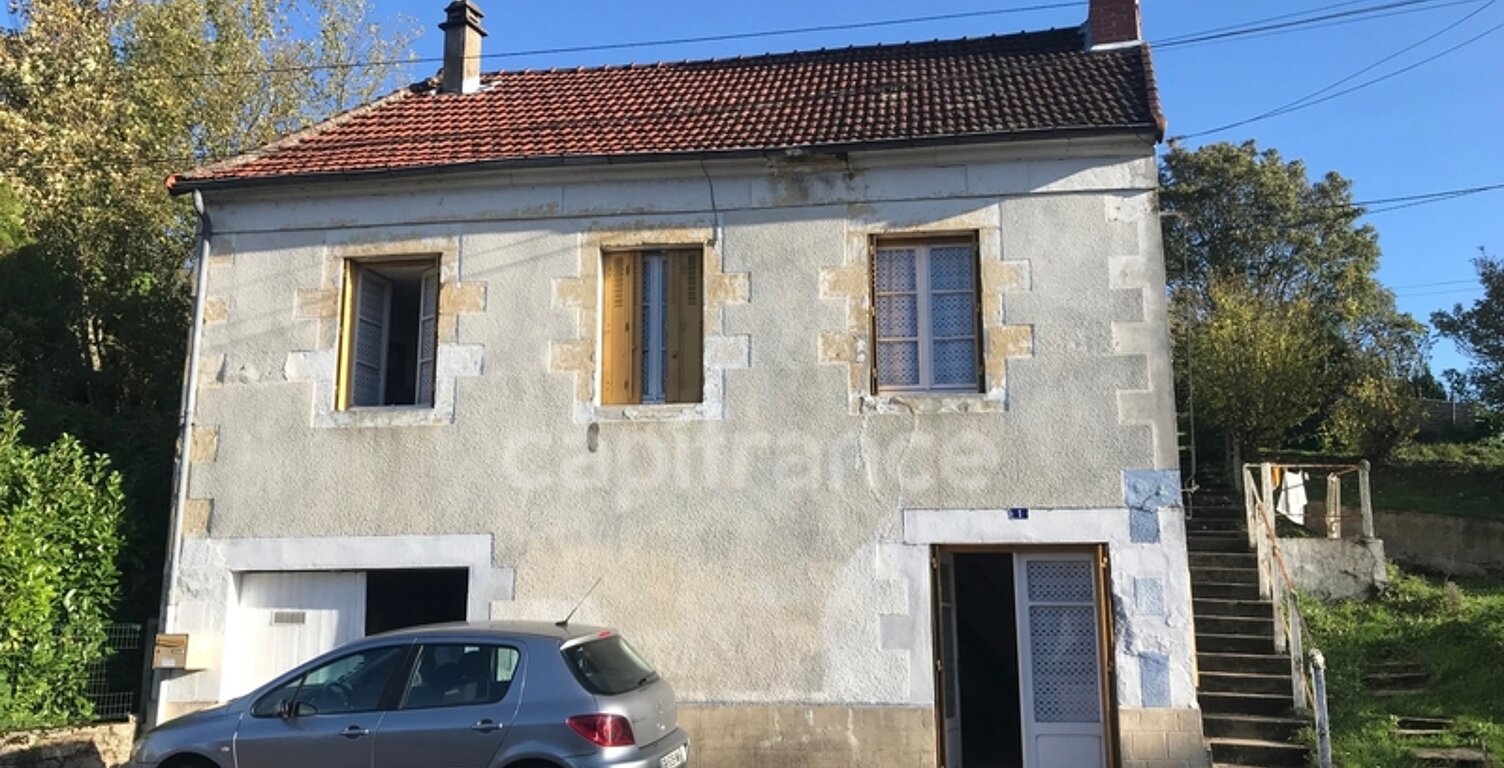 Dpt Cher (18), à vendre JOUET SUR L'AUBOIS maison 3 pièces — photo 1