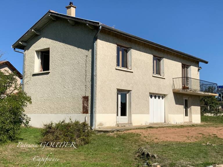 Proche du centre de ST GERMAIN LAVAL   MAISON de 120 M2 avec terrain arborée de 2000 m2 avec sa très belle vue — photo 1