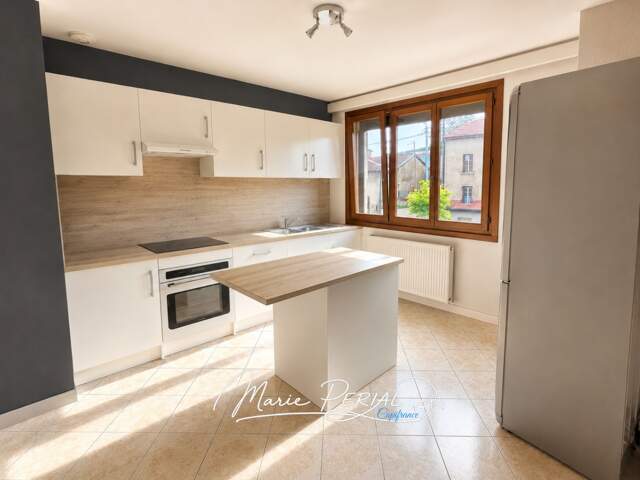 Maison individuelle à rénover de 98 m² avec sous-sol et grand terrain à Crépey (54170) — photo du bien
