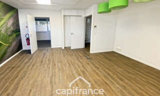 Commerce 4 Pièces 90 m² à vendre à Le Haillan (33185)
