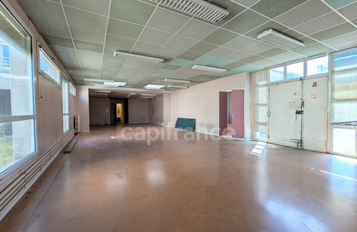 Immeuble à vendre SEGONZAC (16) Investisseurs ou Professionnels: une belle opportunité — photo 5