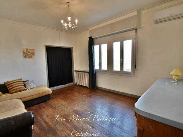 Immeuble à Vendre SAINT GAUDENS (31), 3 Appartements avec 3 Garages et Jardin — photo du bien