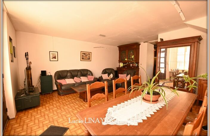 Maison de bourg avec terrain attenant — photo 2