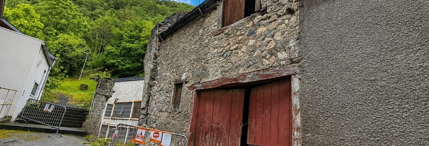 Garage  45 m² à vendre à Sarrancolin (65410)