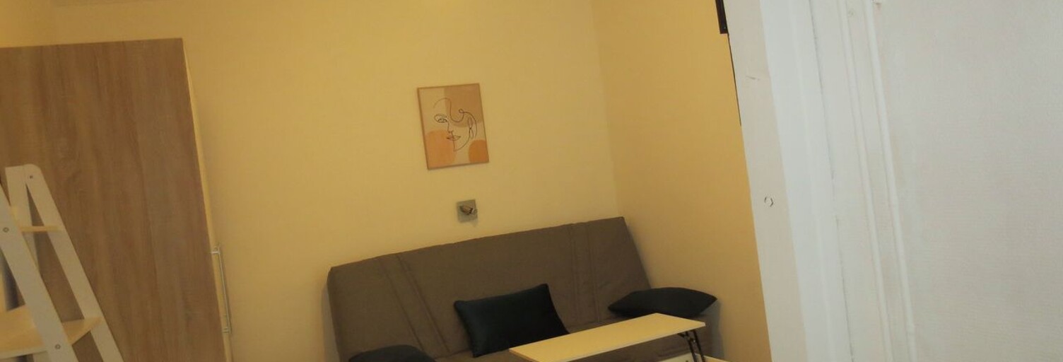 Appartement 1 Pièce 18 m² à louer à Paris 1 (75001)